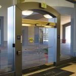ASSA ABLOY Entrance Systems - ASSA ABLOY SW200 OHC Swing Door Operator
